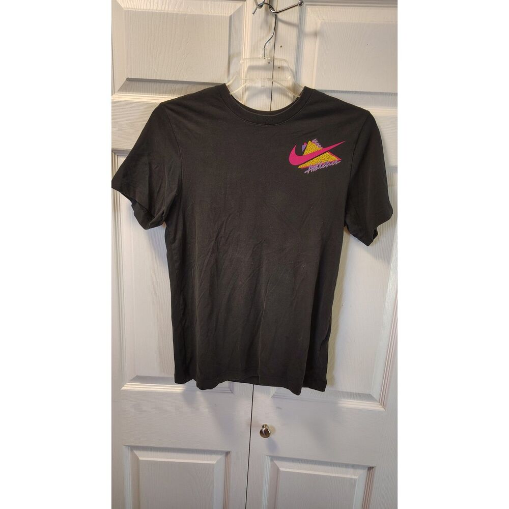 Nike Dri-FIT Story Pack Athletics Neon Retro Graphic T-Shirt Black Small